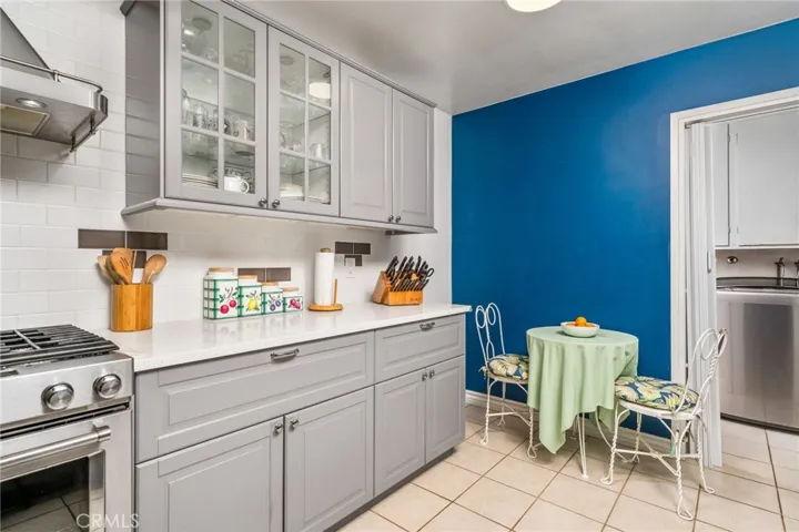 464 Cinderella Drive, Claremont, California 91711