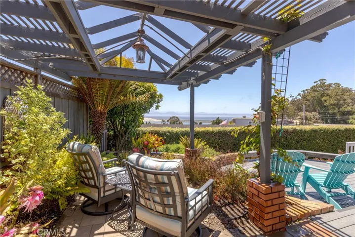 Backyard Sanctuary is great for entertaining family and friends