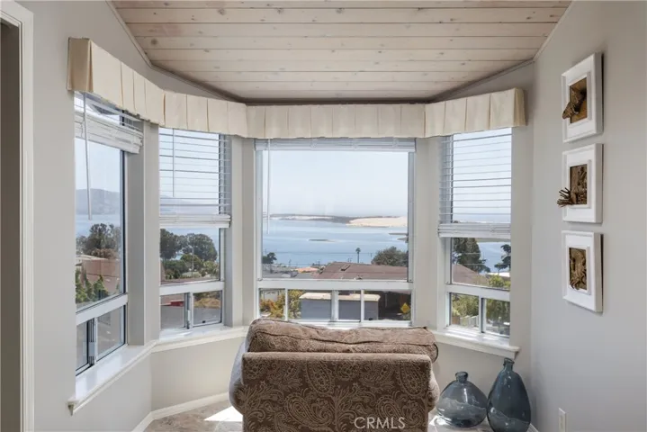 Upper Level Primary Suite Bathroom Alcove. Take a minute from your busy day to just chill and enjoy the view.