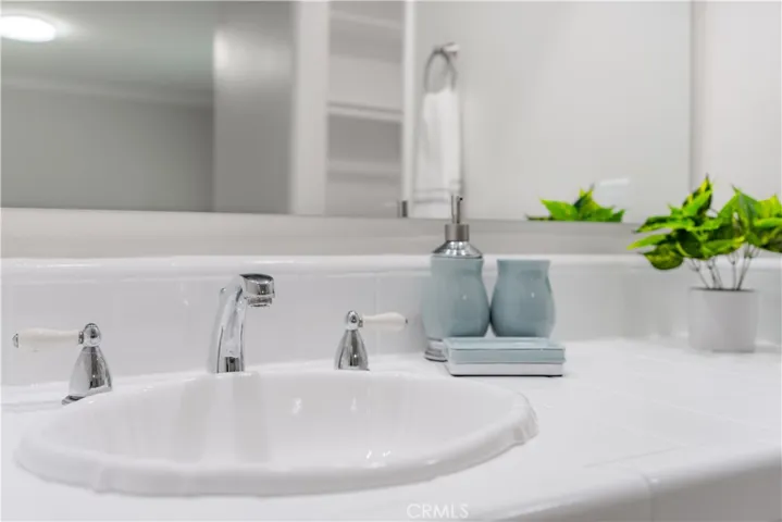18842 Los Leones Street, Fountain Valley, California 92708
