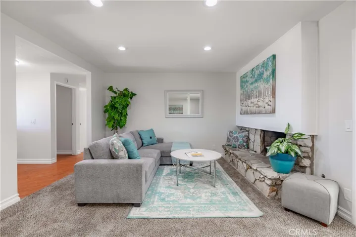 18842 Los Leones Street, Fountain Valley, California 92708
