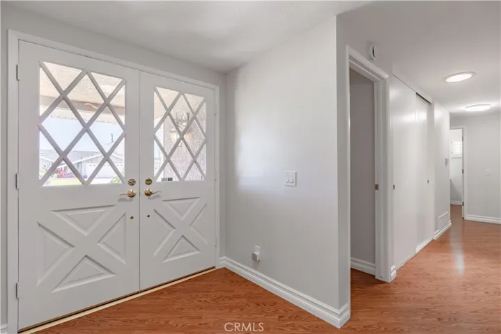 18842 Los Leones Street, Fountain Valley, California 92708