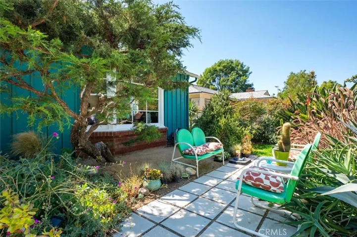 Hidden courtyard is a great place to hang with the neighbors.