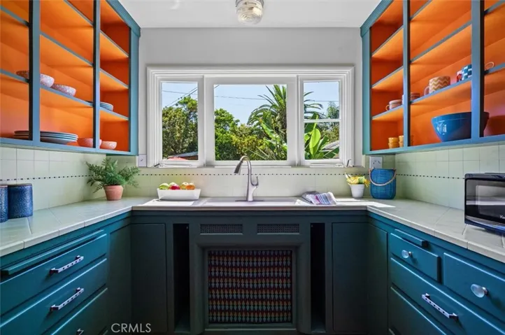 The green matches the original tile detail.