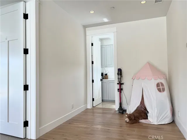 512 25th Street, Hermosa Beach, California 90254