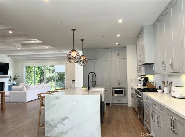 512 25th Street, Hermosa Beach, California 90254