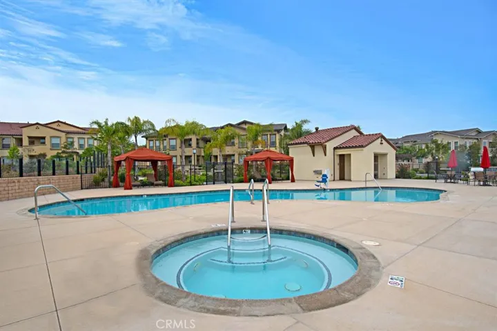 6645 Canopy Ridge Lane 24, San Diego, California 92121