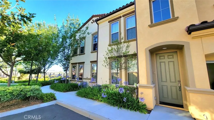 6645 Canopy Ridge Lane 24, San Diego, California 92121