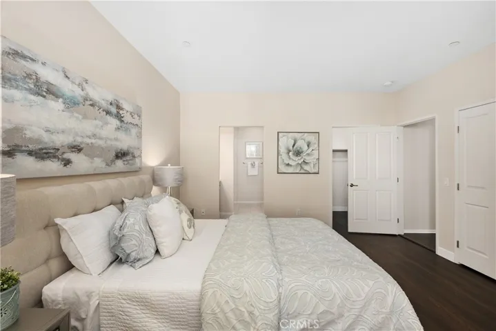 6645 Canopy Ridge Lane 24, San Diego, California 92121