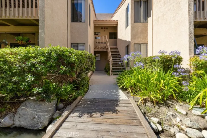 16551 Grunion 14, Huntington Beach, California 92649