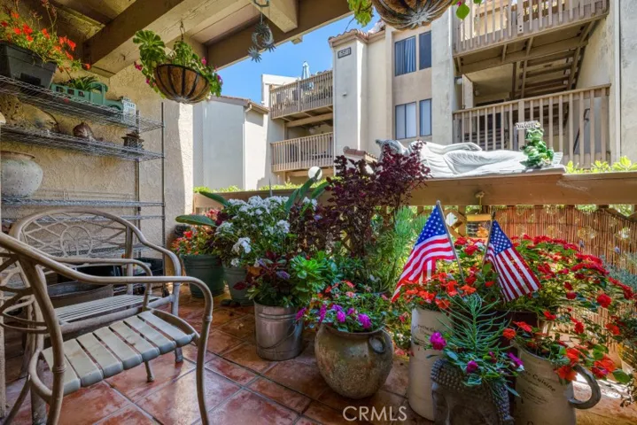 16551 Grunion 14, Huntington Beach, California 92649