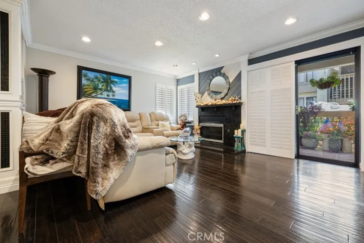 16551 Grunion 14, Huntington Beach, California 92649
