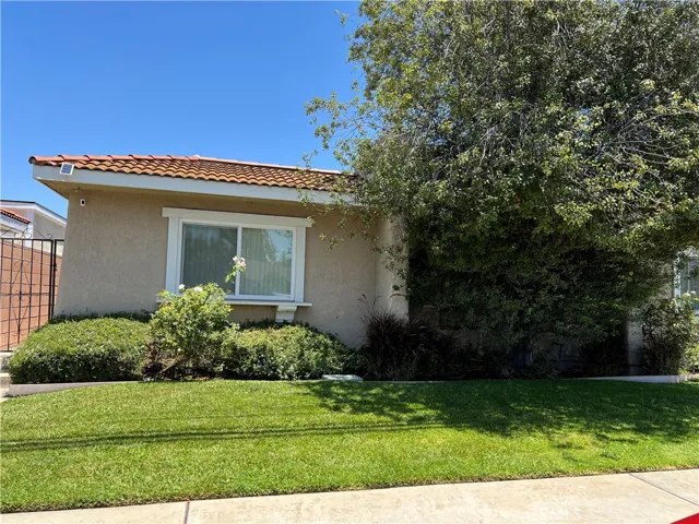 833 E La Veta Ave, Orange, California 92866