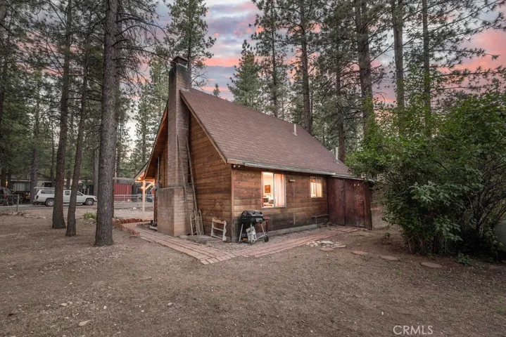 2057 6th Lane, Big Bear City, California 92314