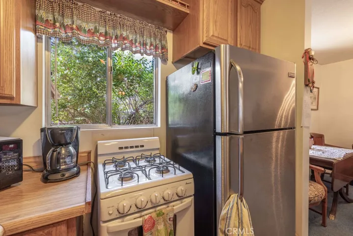 2057 6th Lane, Big Bear City, California 92314