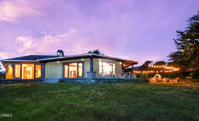 Expansive windows