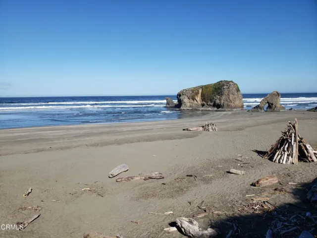 Tide out Seaside