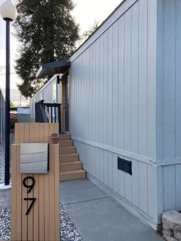 Modern mailbox & address