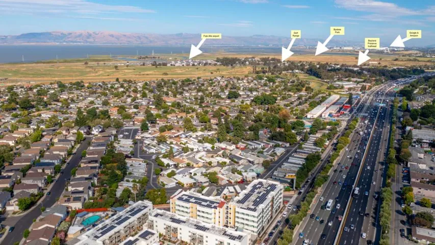 Drone view of the recreation etc that is conveniently near Palo Mobile Estates