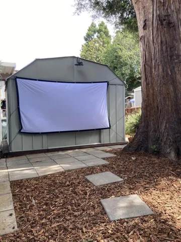 Idea for entertaining in your own backyard