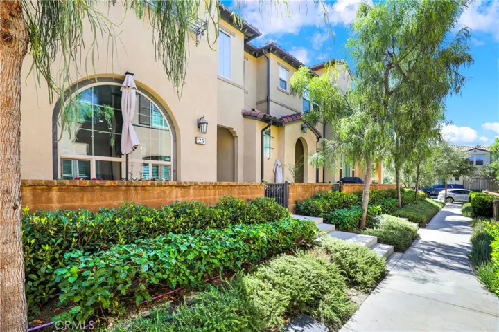 25 Savannah, Lake Forest, California 92630