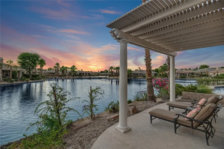 6 Pyramid Lake Court, Rancho Mirage, California 92270