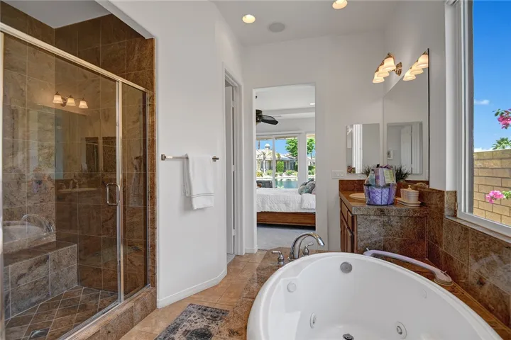 6 Pyramid Lake Court, Rancho Mirage, California 92270