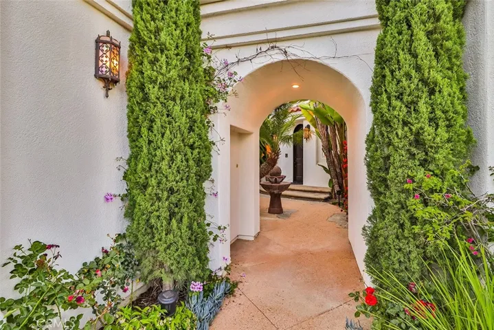 24955 Lorenzo Court, Calabasas, California 91302