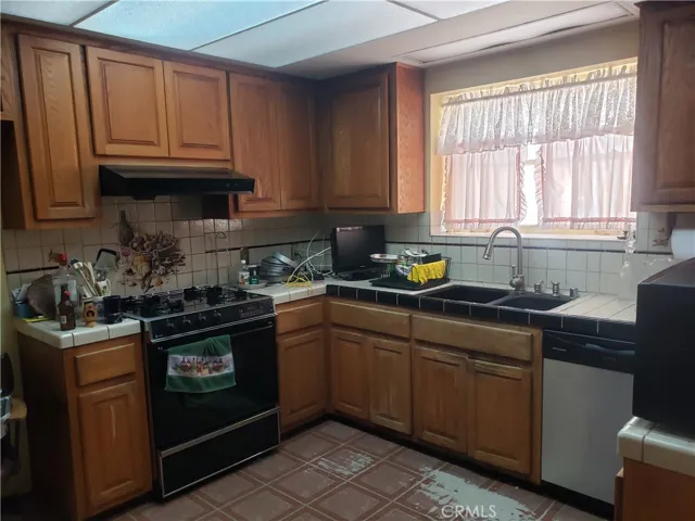 4100 Pacific Avenue, Long Beach, California 90807