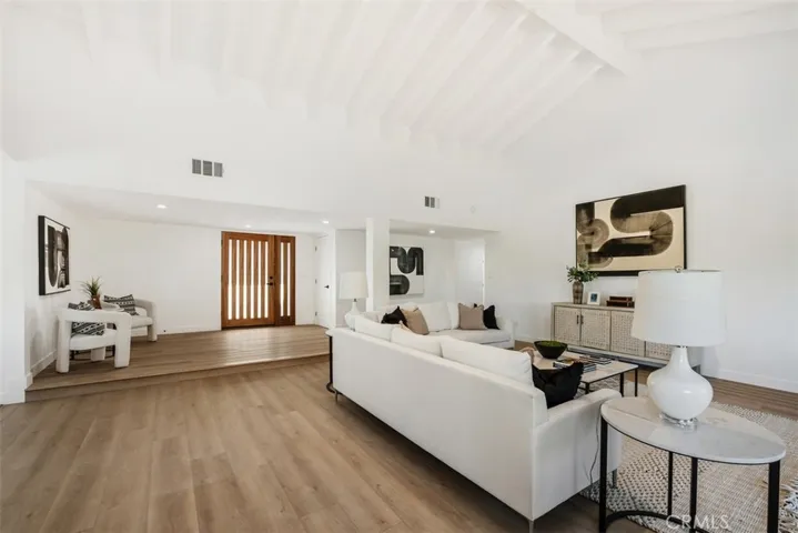 1606 Nabal Road, La Habra Heights, California 90631