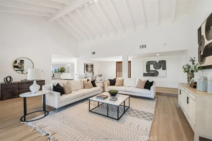 1606 Nabal Road, La Habra Heights, California 90631