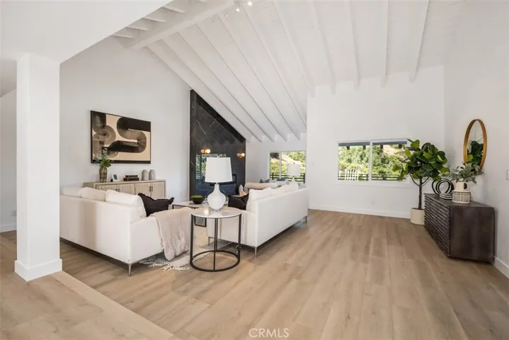 1606 Nabal Road, La Habra Heights, California 90631