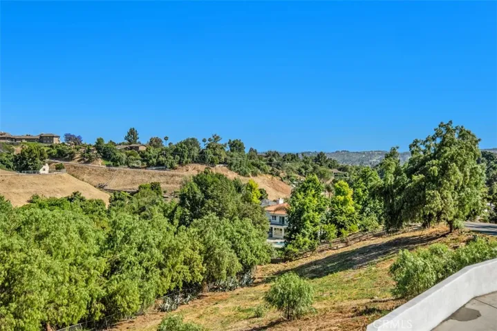 1606 Nabal Road, La Habra Heights, California 90631