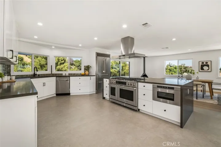 1606 Nabal Road, La Habra Heights, California 90631