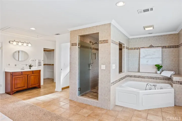 9112 Hyde Park Drive, Huntington Beach, California 92646