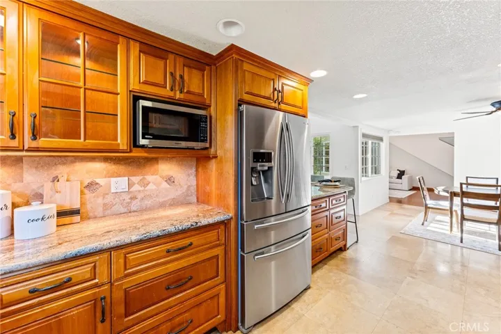 9112 Hyde Park Drive, Huntington Beach, California 92646
