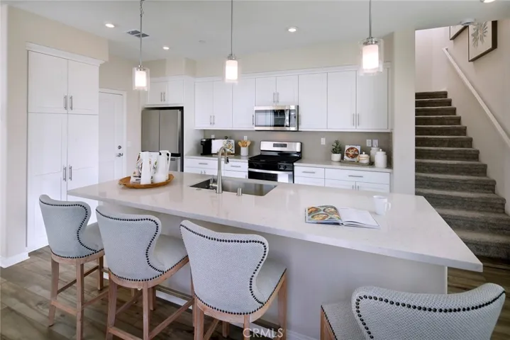 1501 Wingwood Lane, Vista, California 92083