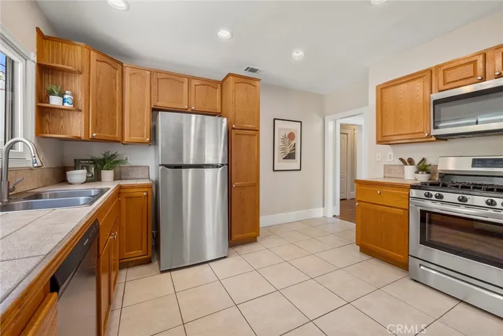 615 E Commonwealth Ave., Fullerton, California 92831
