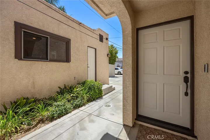 615 E Commonwealth Ave., Fullerton, California 92831