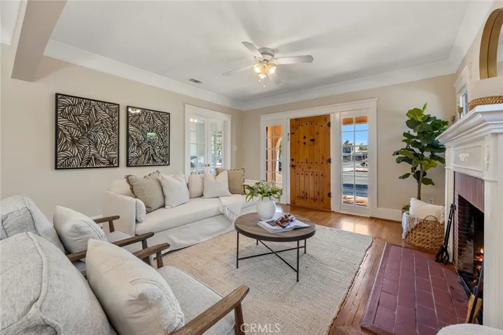 615 E Commonwealth Ave., Fullerton, California 92831