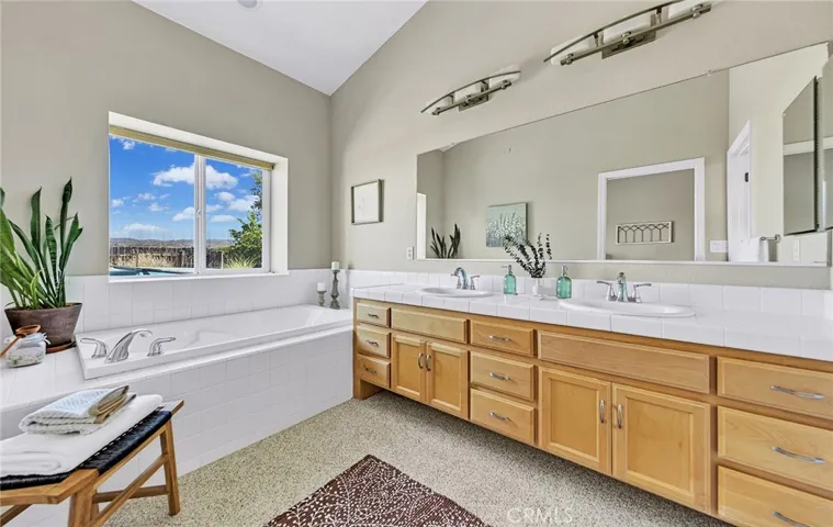 1274 Valley Forge Drive, Chico, California 95973