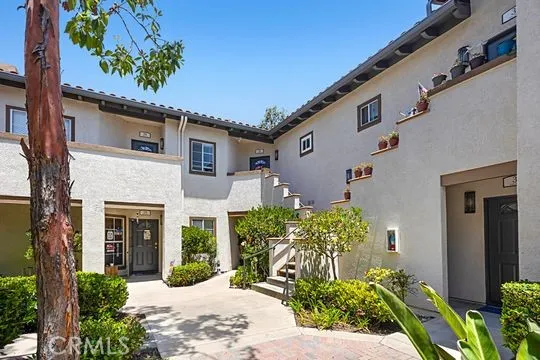 30 Via Jolitas, Rancho Santa Margarita, California 92688