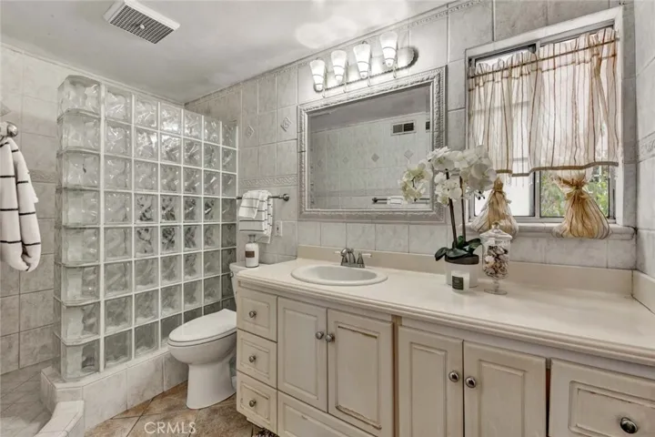 17830 Cashew Street, Fountain Valley, California 92708