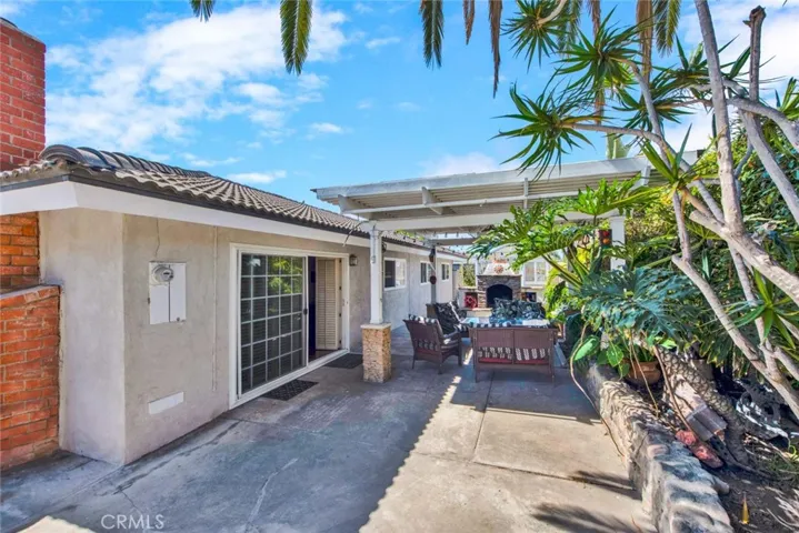 17830 Cashew Street, Fountain Valley, California 92708