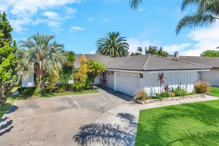 17830 Cashew Street, Fountain Valley, California 92708