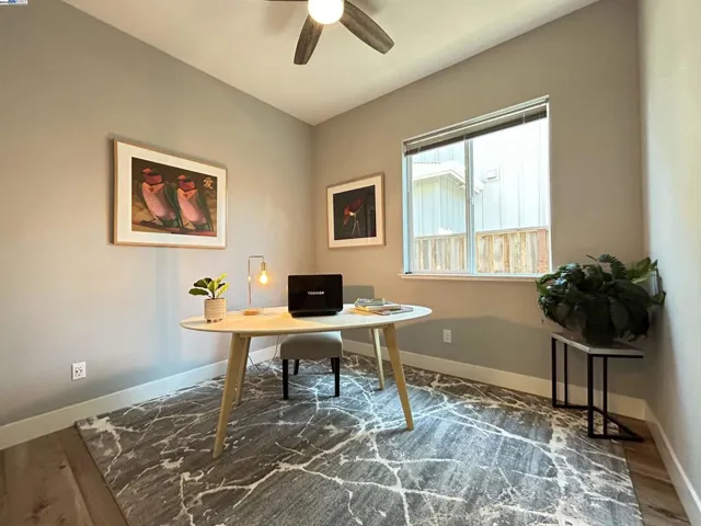 Bedroom 3 office