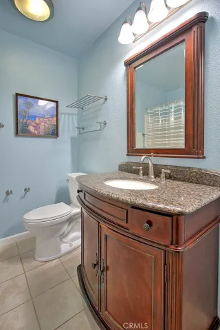 2nd Bathroom