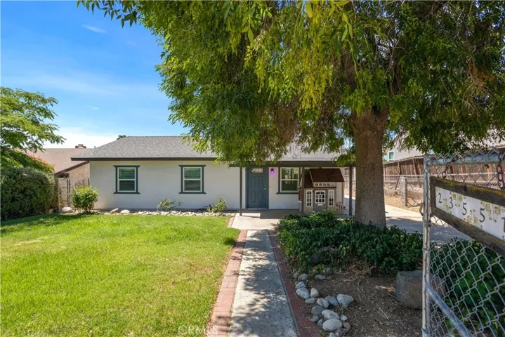 23551 Casa Bonita Avenue, Menifee, California 92587