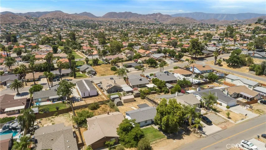 23551 Casa Bonita Avenue, Menifee, California 92587