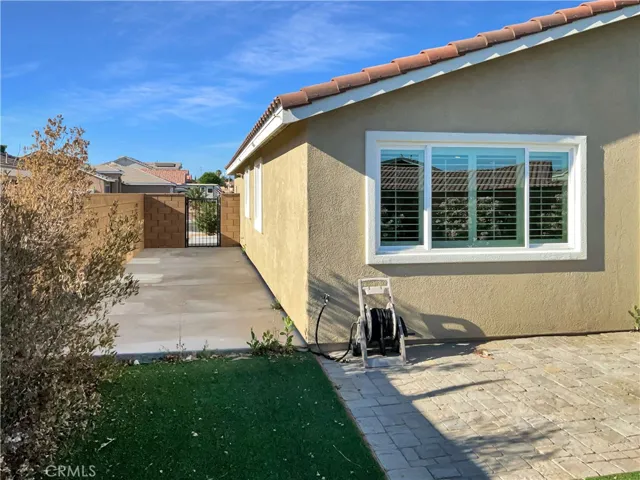 13026 Luna Road, Victorville, California 92392